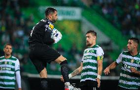 SOCCER-PORTUGAL-SPORTING-VITORIA