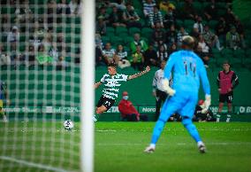 SOCCER-PORTUGAL-SPORTING-VITORIA