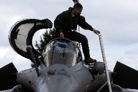 GREECE-TANAGRA-RAFALE FIGHTER JETS-RECEIVING