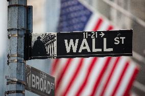 U.S.-NEW YORK-STOCK-FALL