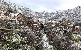 CYPRUS-TROODOS MOUNTAINS-SNOW