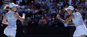 (SP)AUSTRALIA-MELBOURNE-TENNIS-AUSTRALIAN OPEN-WOMEN'S DOUBLES-SECOND ROUND