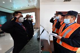 (FOCUS)CHINA-SHANXI-RAILWAY WORKERS-FATHER AND SON (CN)