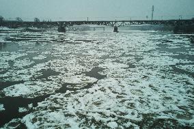 Ice Pancakes Vistula River Warsaw