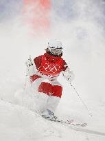 Japanese moguls skiers train ahead of Olympics