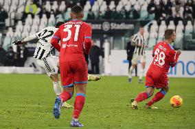 SOCCER-ITALY-JUV-NAP/REPORT