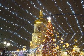 CHRISTMAS-SEASON/UKRAINE