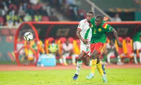 SOCCER-AFRICAN CUP OF NATIONS-CAMEROON-BURKINA FASO