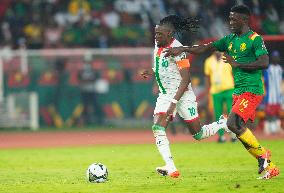 SOCCER-AFRICAN CUP OF NATIONS-CAMEROON-BURKINA FASO