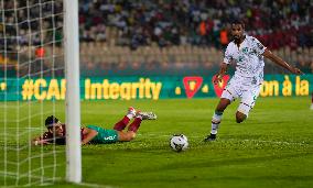 SOCCER-AFRICAN CUP OF NATIONS-MOROCCO-COMOROS