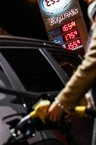 Fuel Prices Soaring - Bordeaux