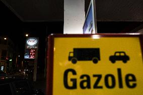 Fuel Prices Soaring - Bordeaux