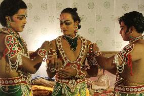 Dance Show for Holi Festival of Navratra - New Delhi