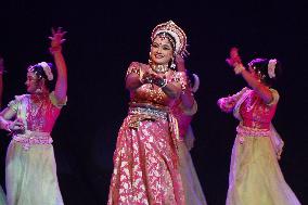 Dance Show for Holi Festival of Navratra - New Delhi