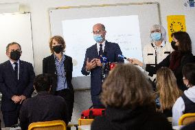 Jean-Michel Blanquer visits a high school on the eve of the national hommage for Samuel Paty - Paris