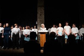 Jean-Michel Blanquer visits a high school on the eve of the national hommage for Samuel Paty - Paris