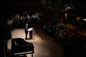 Jean-Michel Blanquer visits a high school on the eve of the national hommage for Samuel Paty - Paris