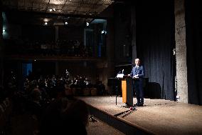 Jean-Michel Blanquer visits a high school on the eve of the national hommage for Samuel Paty - Paris