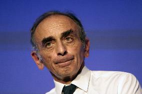 Eric Zemmour Holds A Public Meeting - Nimes