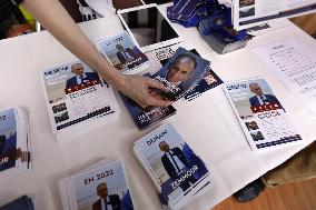 Eric Zemmour Holds A Public Meeting - Nimes