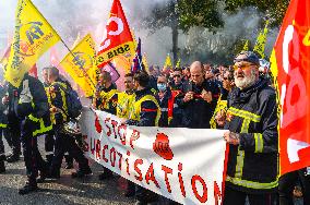 Firefighters Protest - Paris