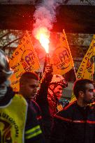 Firefighters Protest - Paris