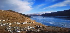 CHINA-TIBET-YAMZBOG YUMCO LAKE-SCENERY (CN)