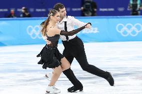 (BEIJING2022)CHINA-BEIJING-WINTER OLYMPIC GAMES-FIGURE SKATING-TEAM EVENT-ICE DANCE-RHYTHM DANCE (CN)