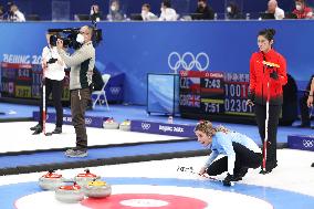 (BEIJING2022)CHINA-BEIJING-WINTER OLYMPIC GAMES-CURLING-MIXED DOUBLES-CHINA VS U.S (CN)