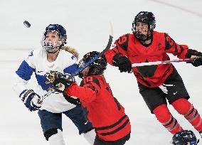 (XHTP)(BEIJING2022)CHINA-BEIJING-OLYMPIC WINTER GAMES-ICE HOCKEY-WOMEN'S PRELIMINARY-CANADA VS FINLAND(CN)