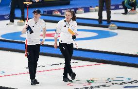 (XHTP)(BEIJING2022)CHINA-BEIJING-OLYMPIC WINTER GAMES-CURLING-MIXED DOUBLES-GREAT BRITAIN VS CZECH PEPUBLIC (CN)