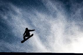 (BEIJING2022)CHINA-ZHANGJIAKOU-OLYMPIC WINTER GAMES-SNOWBOARD-SLOPESTYLE-QUALIFICATION (CN)