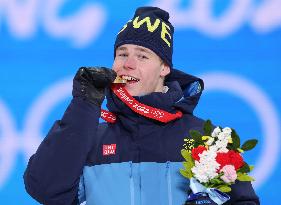 (BEIJING2022)CHINA-ZHANGJIAKOU-OLYMPIC WINTER GAMES-AWARDING CEREMONY (CN)