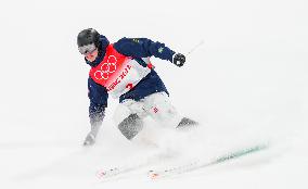 (BEIJING2022) CHINA-ZHANGJIAKOU-OLYMPIC WINTER GAMES-FREESTYLE SKIING-MEN'S MOGULS FINAL (CN)