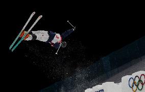 (BEIJING2022) CHINA-ZHANGJIAKOU-OLYMPIC WINTER GAMES-FREESTYLE SKIING-MEN'S MOGULS FINAL (CN)