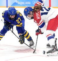 (BEIJING2022)CHINA-BEIJING-OLYMPIC WINTER GAMES-ICE HOCKEY-WOMEN'S PRELIMINARY-CZE VS SWE (CN)