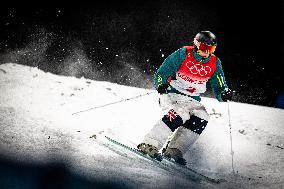 (BEIJING2022)CHINA-ZHANGJIAKOU-OLYMPIC WINTER GAMES-FREESTYLE SKIING-WOMEN'S MOGULS (CN)