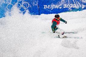 (BEIJING2022)CHINA-ZHANGJIAKOU-OLYMPIC WINTER GAMES-FREESTYLE SKIING-WOMEN'S MOGULS (CN)