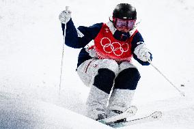 (BEIJING2022)CHINA-ZHANGJIAKOU-OLYMPIC WINTER GAMES-FREESTYLE SKIING-WOMEN'S MOGULS (CN)