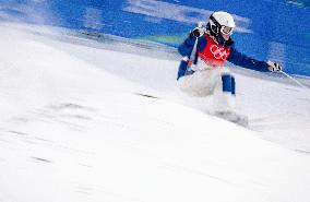 (BEIJING2022)CHINA-ZHANGJIAKOU-OLYMPIC WINTER GAMES-FREESTYLE SKIING-WOMEN'S MOGULS (CN)