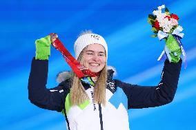 (BEIJING2022)CHINA-ZHANGJIAKOU-OLYMPIC WINTER GAMES-AWARDING CEREMONY (CN)