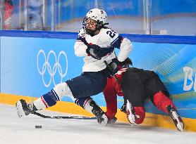 (BEIJING2022)CHINA-BEIJING-OLYMPIC WINTER GAMES-ICE HOCKEY-WOMEN'S PRELIMINARY-U.S VS SWITZERLAND