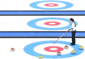 (XHTP)(BEIJING2022)CHINA-BEIJING-WINTER OLYMPIC GAMES-CURLING-MIXED DOUBLES-CHINA VS BRITAIN (CN)