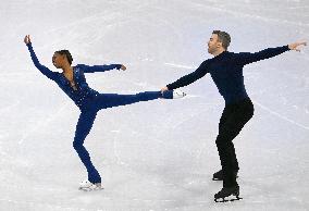 (BEIJING2022)CHINA-BEIJING-OLYMPIC WINTER GAMES-FIGURE SKATING-TEAM EVENT-PAIRS-FREE SKATING (CN)