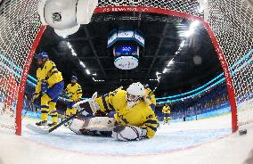 (BEIJING2022)CHINA-BEIJING-OLYMPIC WINTER GAMES-ICE HOCKEY-WOMEN'S PRELIMINARY-CHINA VS SWEDEN (CN)