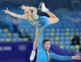 (BEIJING2022)CHINA-BEIJING-OLYMPIC WINTER GAMES-FIGURE SKATING-TEAM EVENT-PAIRS-FREE SKATING (CN)