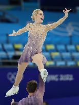 (XHTP)(BEIJING2022)CHINA-BEIJING-FIGURE SKATING-TEAM EVENT-PAIRS-FREE SKATING (CN)