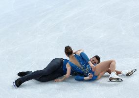 (BEIJING2022)CHINA-BEIJING-FIGURE SKATING-TEAM EVENT-PAIRS-FREE SKATING (CN)
