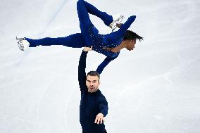 (BEIJING2022)CHINA-BEIJING-FIGURE SKATING-TEAM EVENT-PAIRS-FREE SKATING (CN)