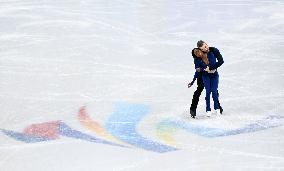 (BEIJING2022)CHINA-BEIJING-FIGURE SKATING-TEAM EVENT-PAIRS-FREE SKATING (CN)